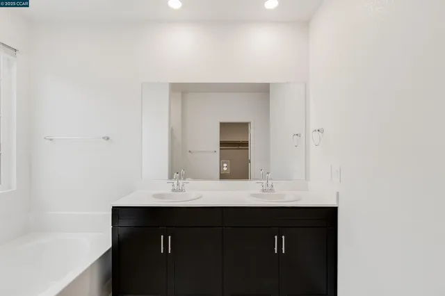 $813,000 | 618 Channel Circle, Oakley, CA 94561