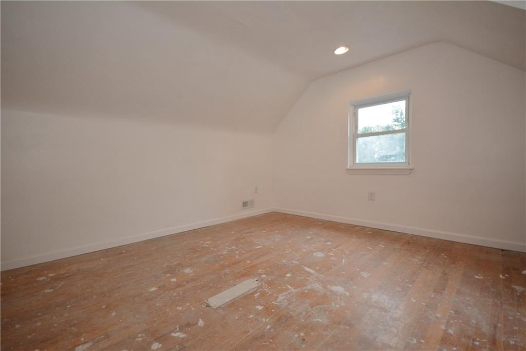 1106 Brinton Road Braddock Hills, PA 15221 - Photo 6 of 25 Gallery Image 6