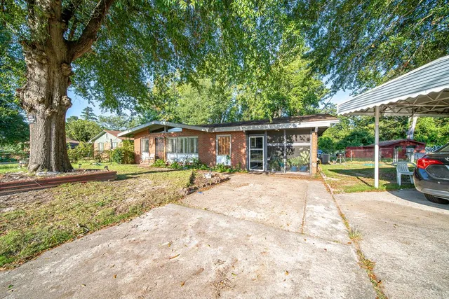 $144,900 | 391-401 Victoria Drive, Columbus, GA 31907