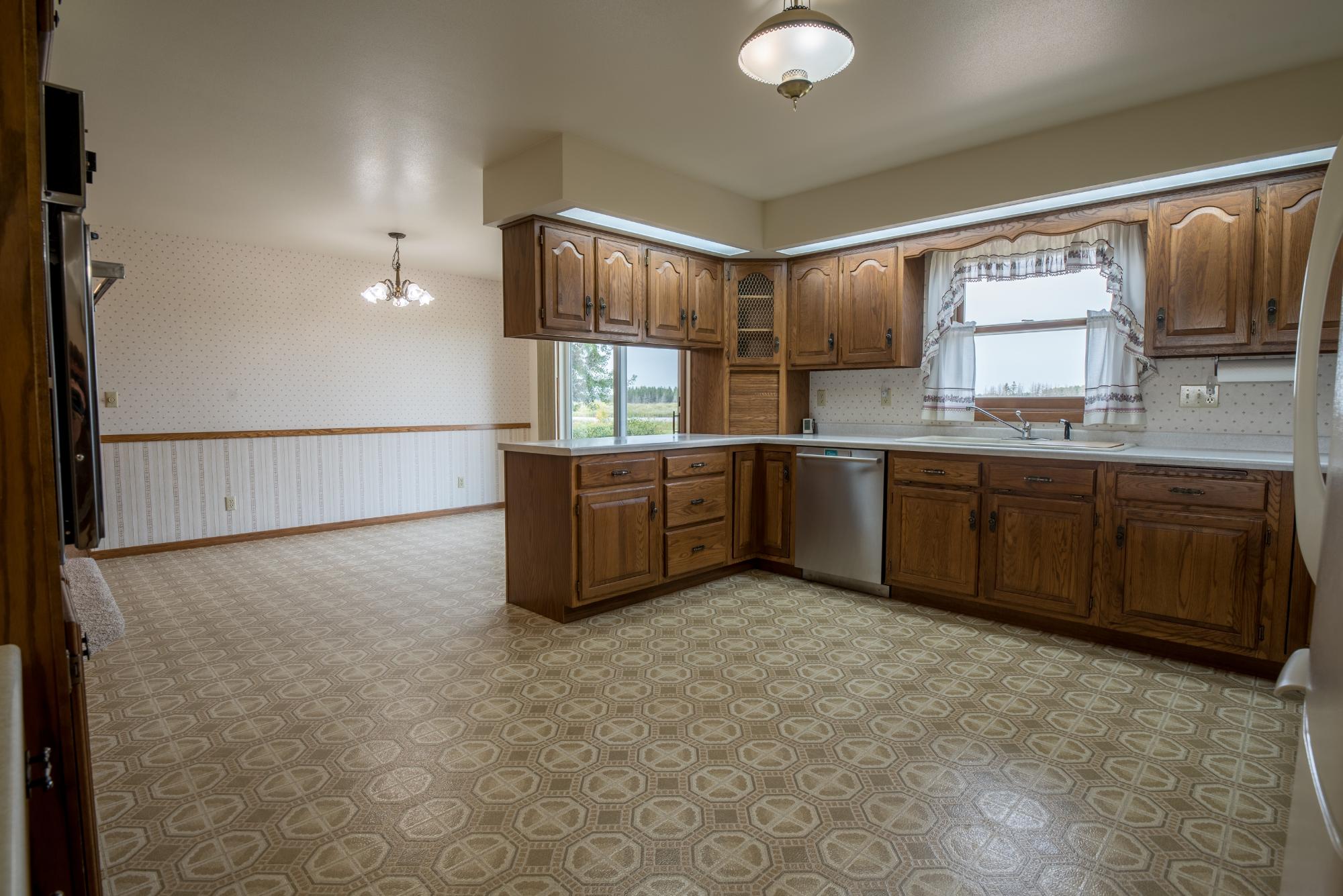 W9808 Cherry Road Antigo, WI 54409 - Photo 10 of 55 Gallery Image 10