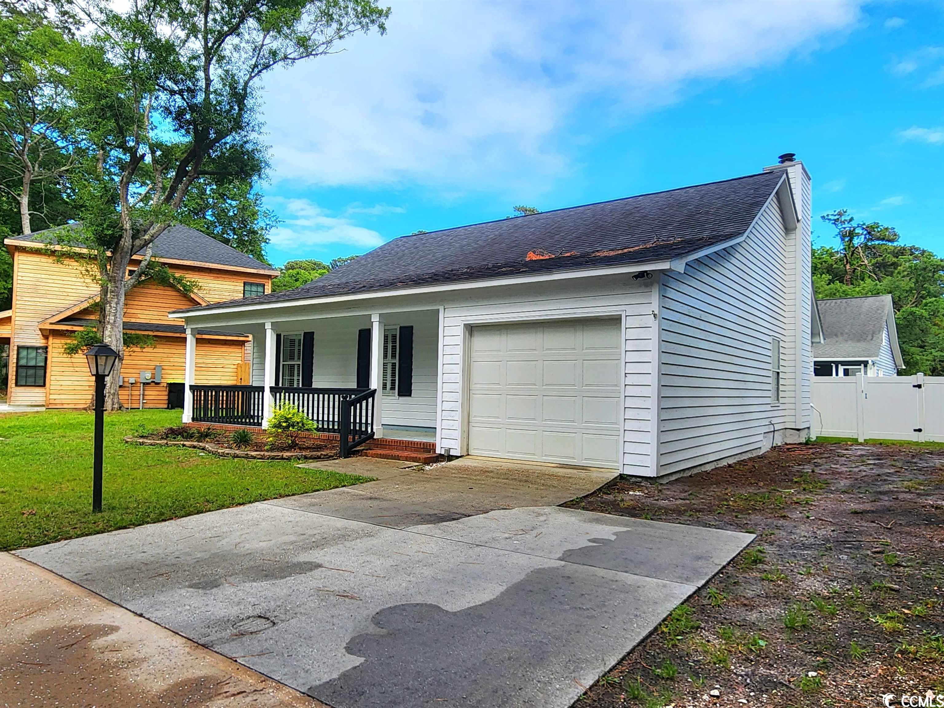 4243 Brook Drive Murrells Inlet, SC 29576 - Photo 3 of 28