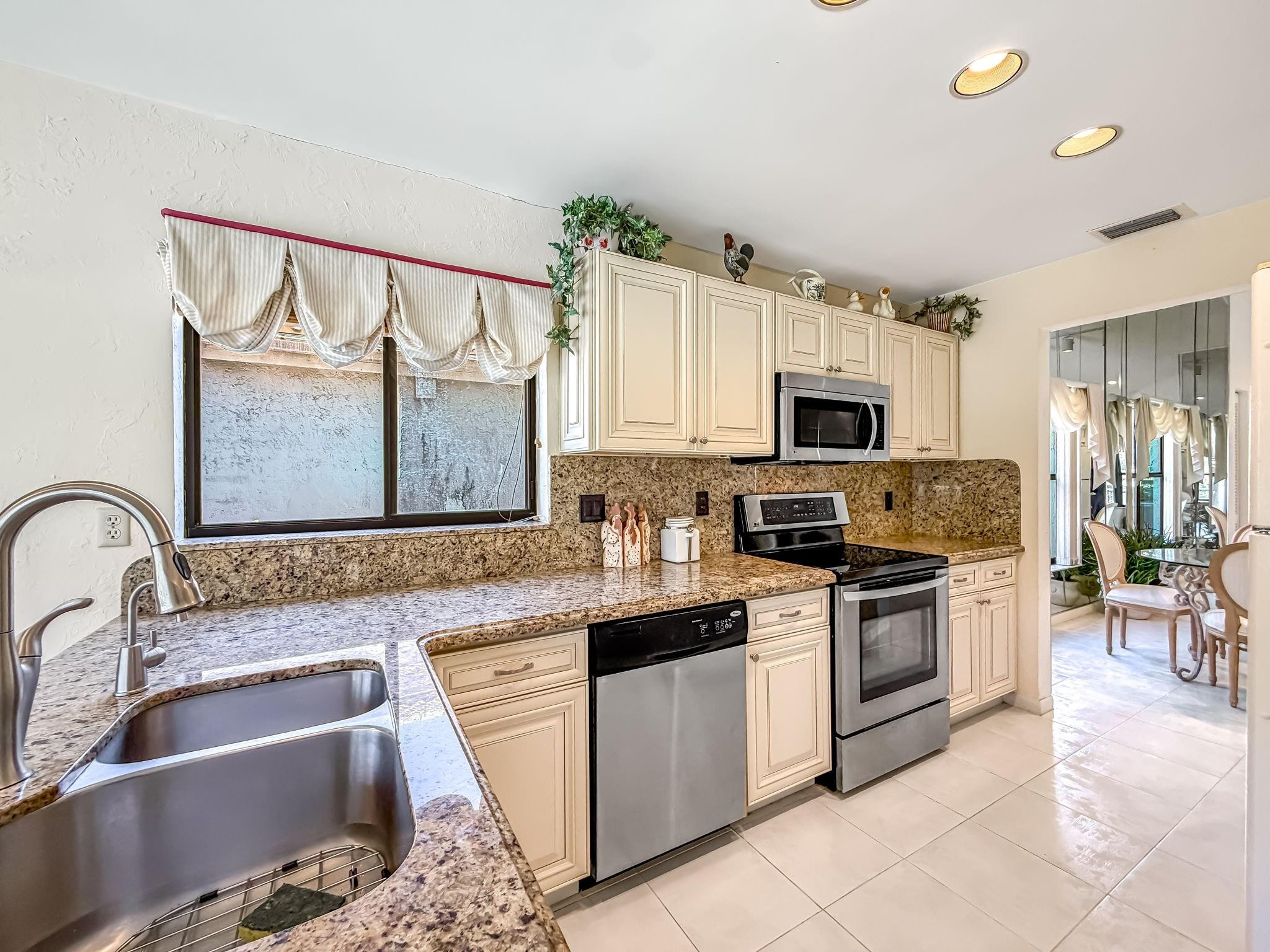 11105 Highland Circle Boca Raton, FL 33428 - Photo 23 of 55 Photo 23