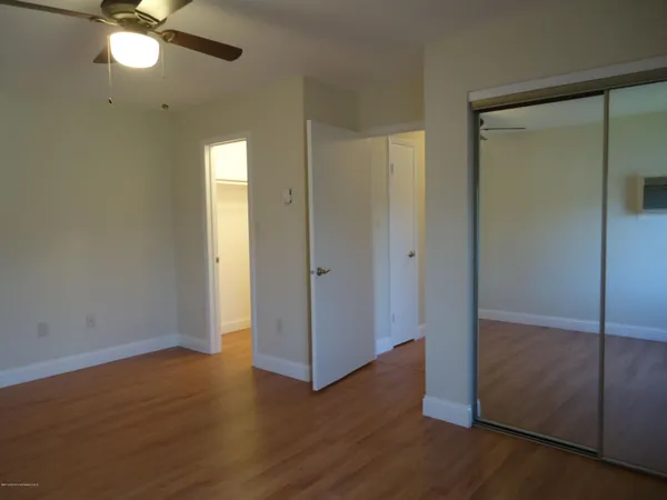 $2,200 | 142 Cross Slope Court, Unit F, Manalapan, NJ 07726