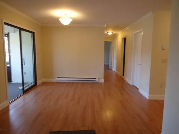 $2,200 | 142 Cross Slope Court, Unit F, Manalapan, NJ 07726