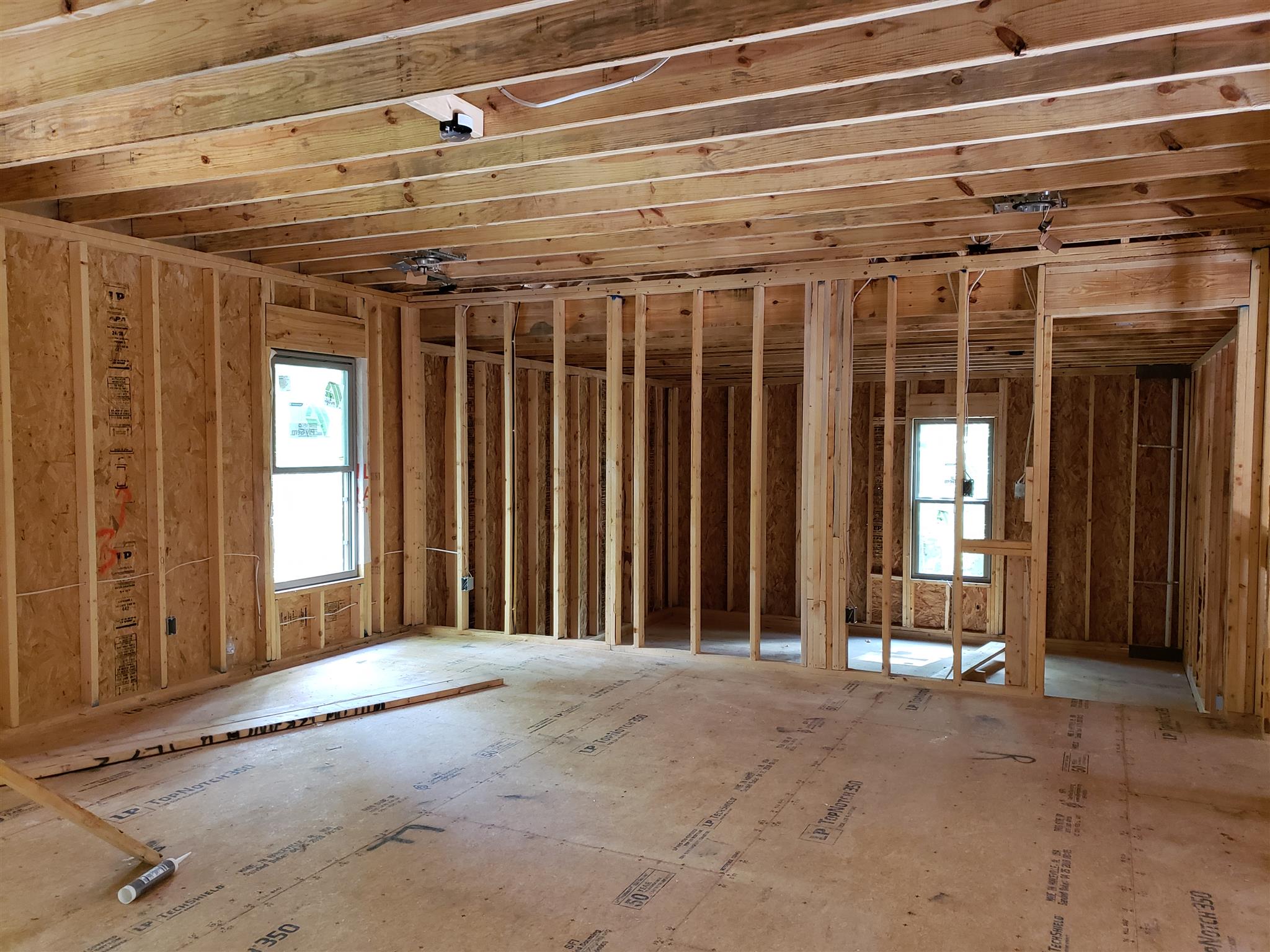 5904 Pinewood Road Franklin, TN 37064 - Photo 19 of 24 a view of a room with porch