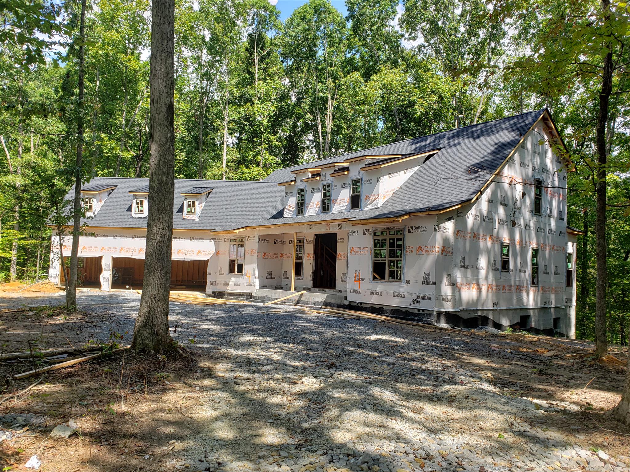 5904 Pinewood Road Franklin, TN 37064 - Photo 4 of 24 a view of a house with a yard