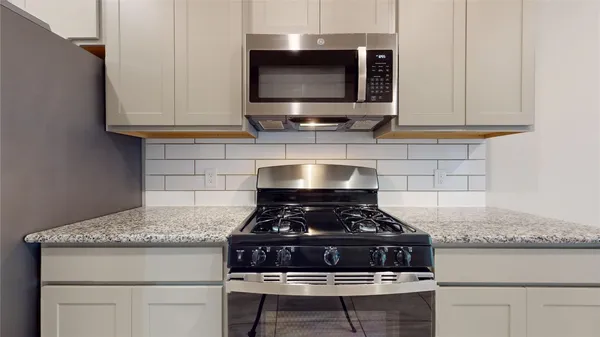 $235,000 | 519 Dr. Martin Luther King Jr. Dr., La Porte, TX 77571