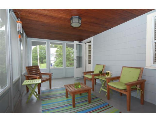 90 Richfield Road Arlington, MA 02474 - Photo 12 of 15 Gallery Image 12
