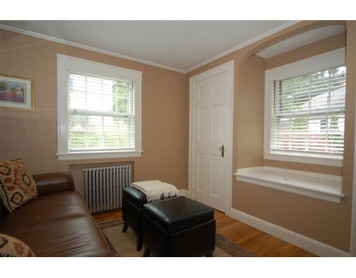 90 Richfield Road Arlington, MA 02474 - Photo 7 of 15 Gallery Image 7