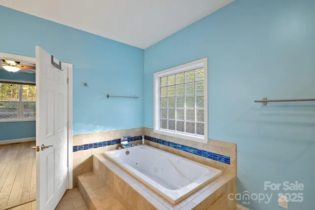 $550,000 | 4822 Baywood Court, Charlotte, NC 28215