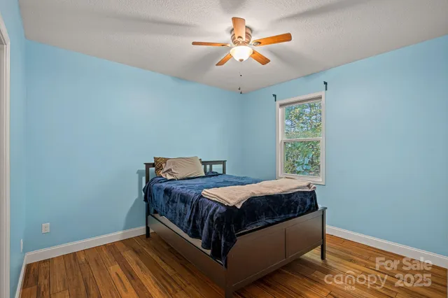 $550,000 | 4822 Baywood Court, Charlotte, NC 28215