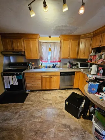 $385,000 | 443 Mill Street, Worcester, MA 01602