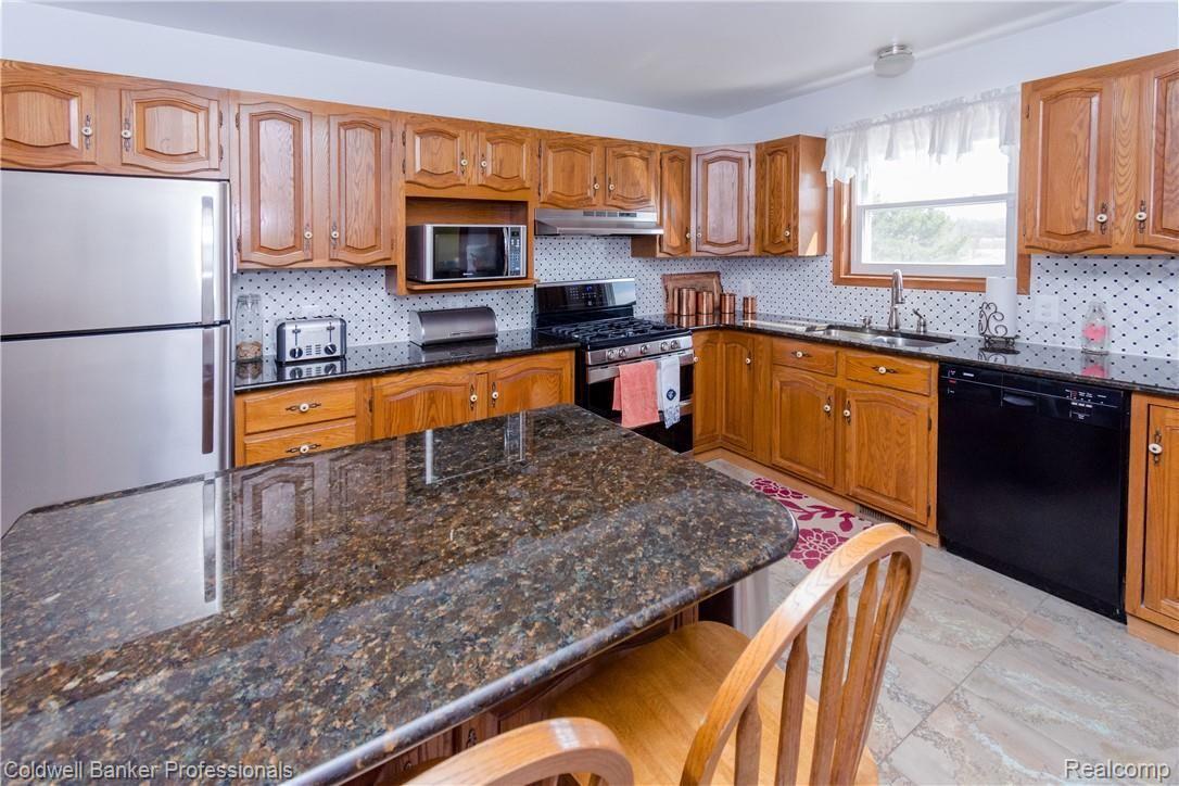 8138 Burpee Road Grand Blanc, MI 48439 - Photo 13 of 90 ColeHouse-010.jpg