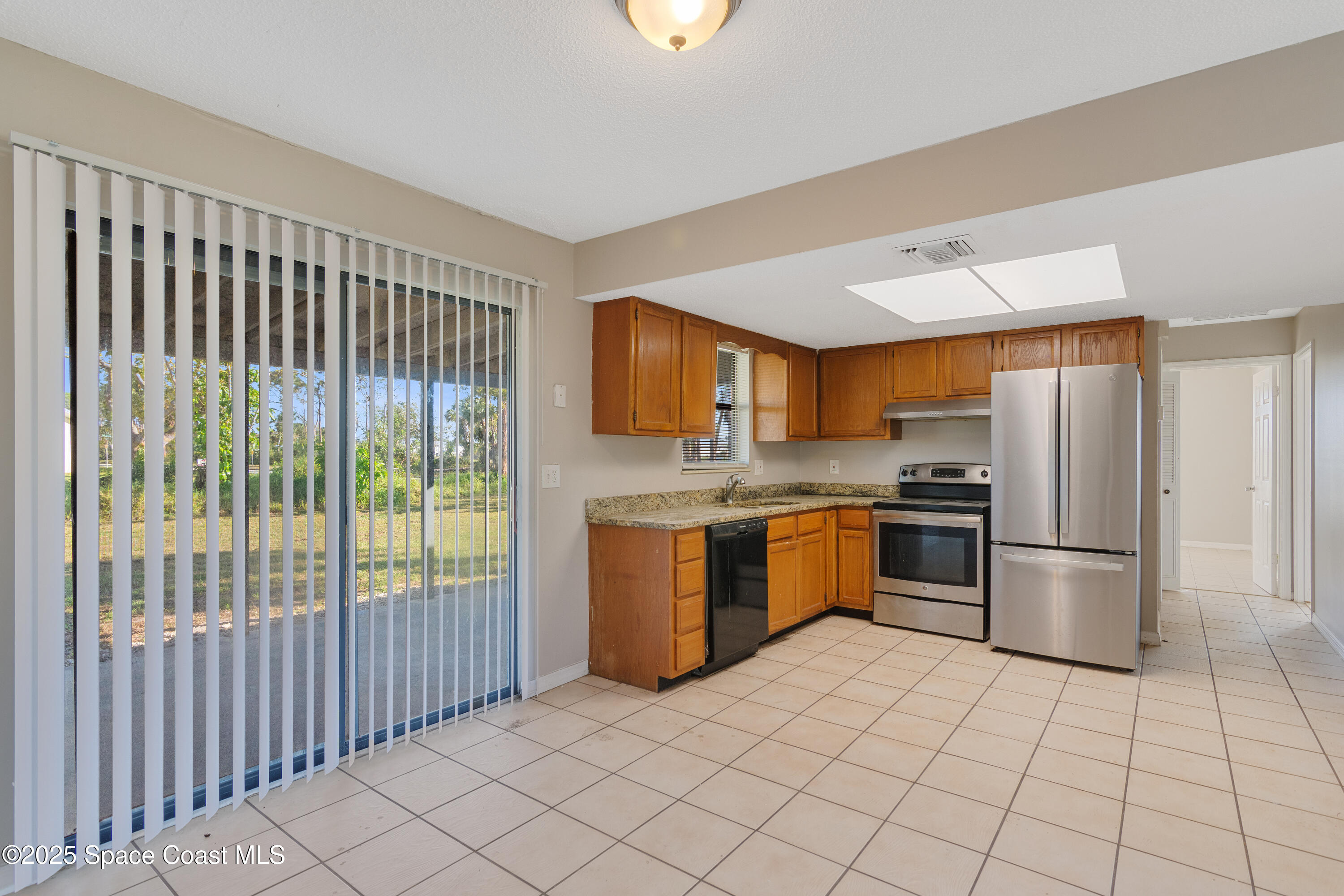 6502 Kenwood Road Fort Pierce, FL 34951 - Photo 5 of 30 Image00018