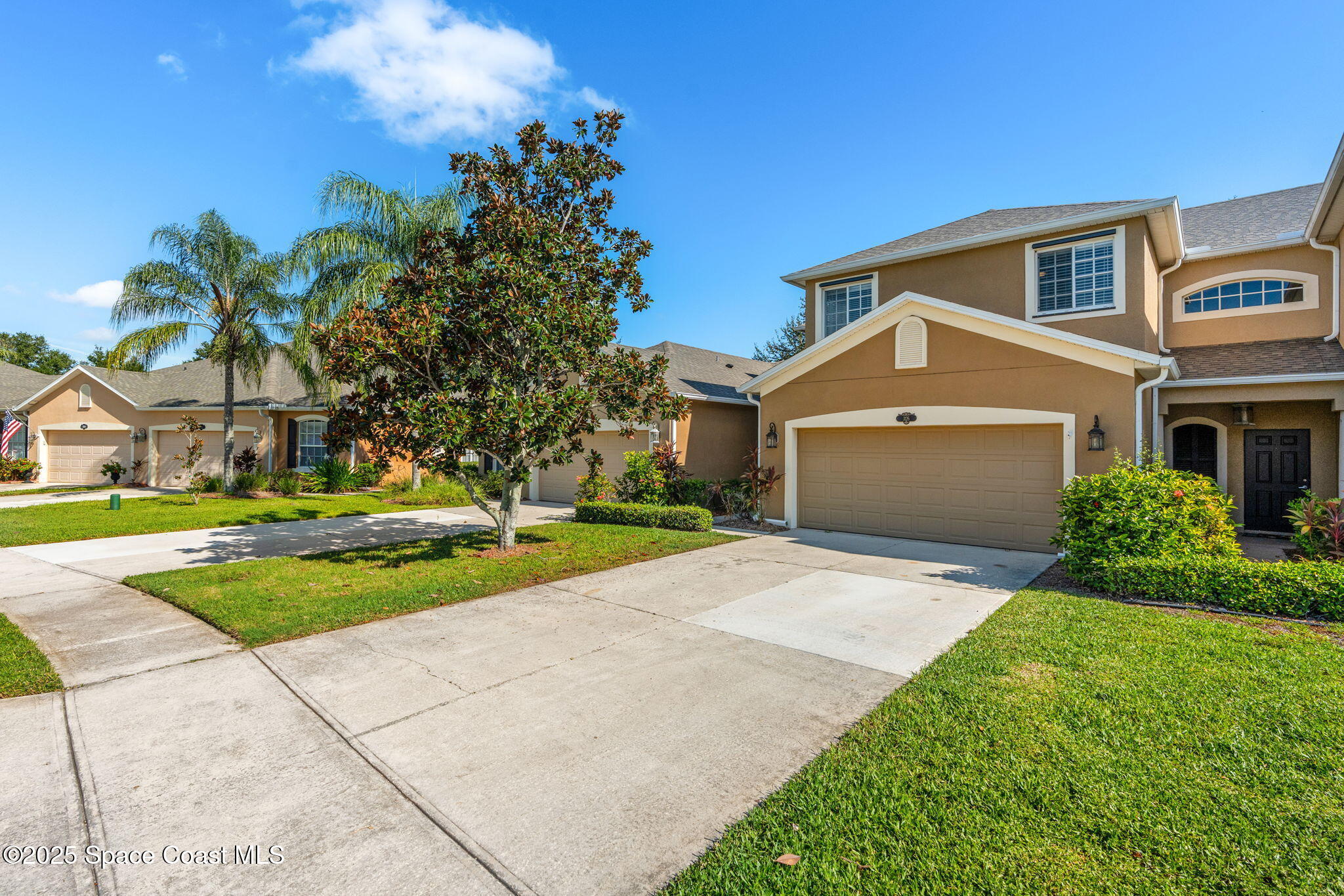 3126 Arden Circle Melbourne, FL 32934 - Photo 33 of 33 a front view of a house with garden