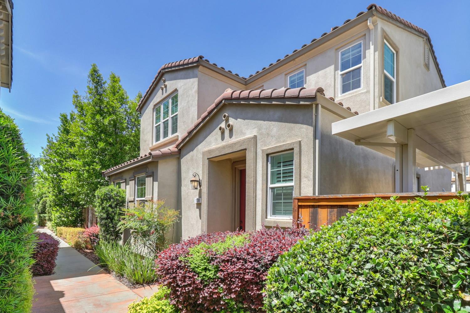 138 Colner Circle Folsom, CA 95630 - Photo 1 of 72