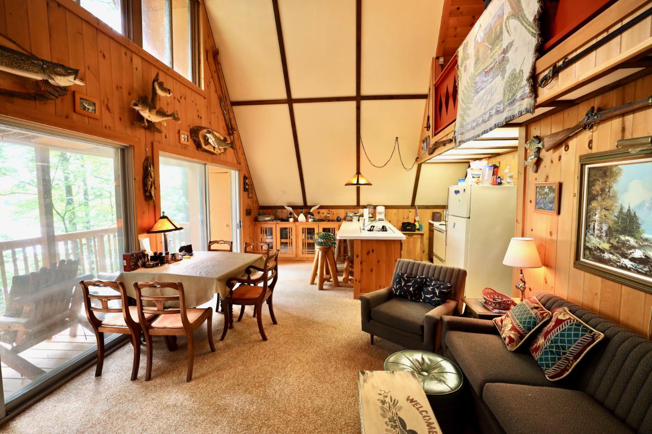 7690 Blue Lake Point Road Minocqua, WI 54548 - Photo 9 of 26 Gallery Image 9