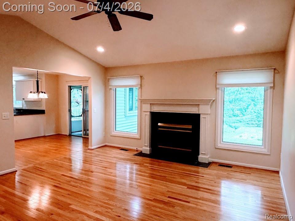 10928 Sunny Ridge Court Pinckney, MI 48169 - Photo 11 of 40 IMG_2509.jpg