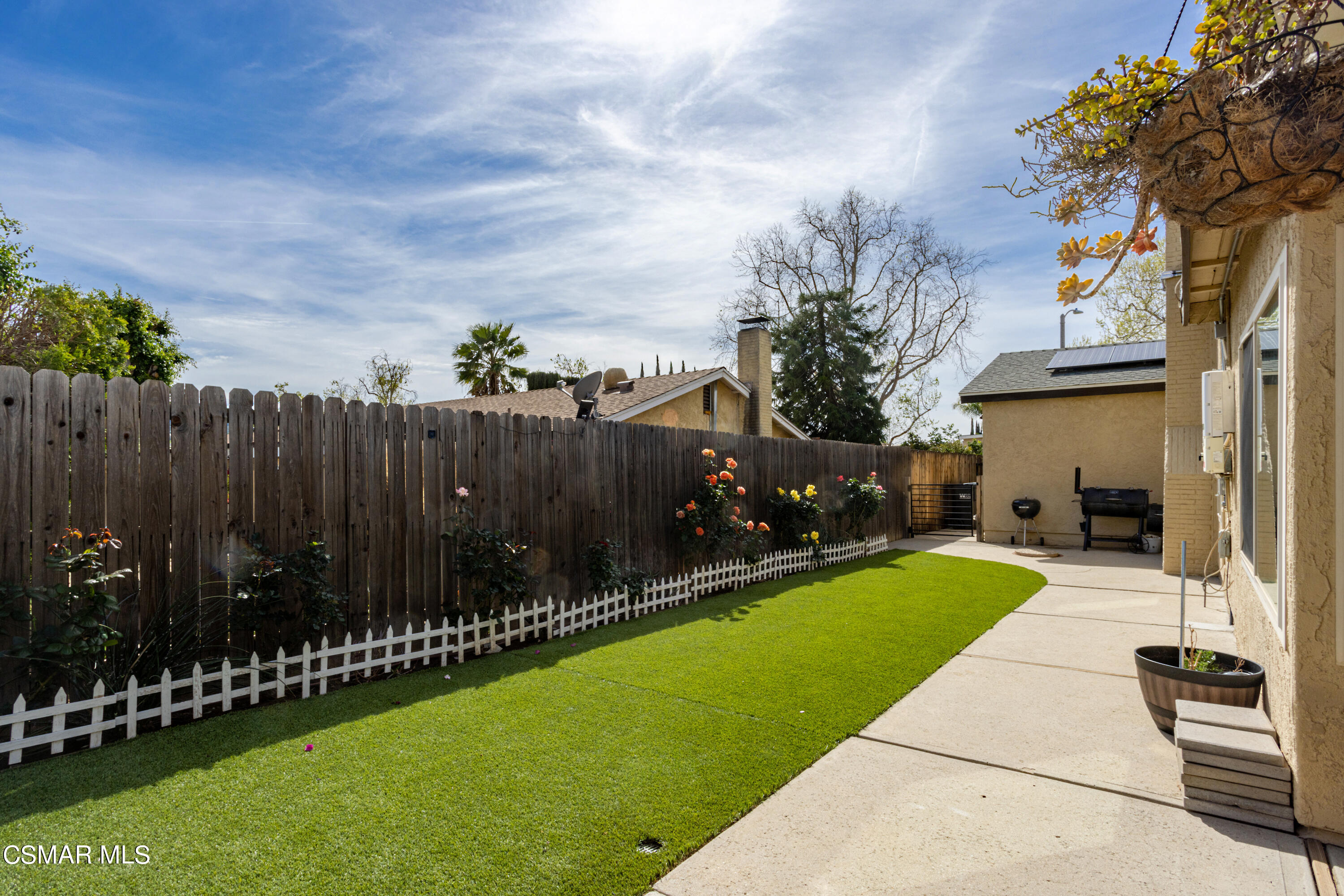 2374 Keystone Street Simi Valley, CA 93063 - Photo 24 of 25 a view of a garden with wooden fence