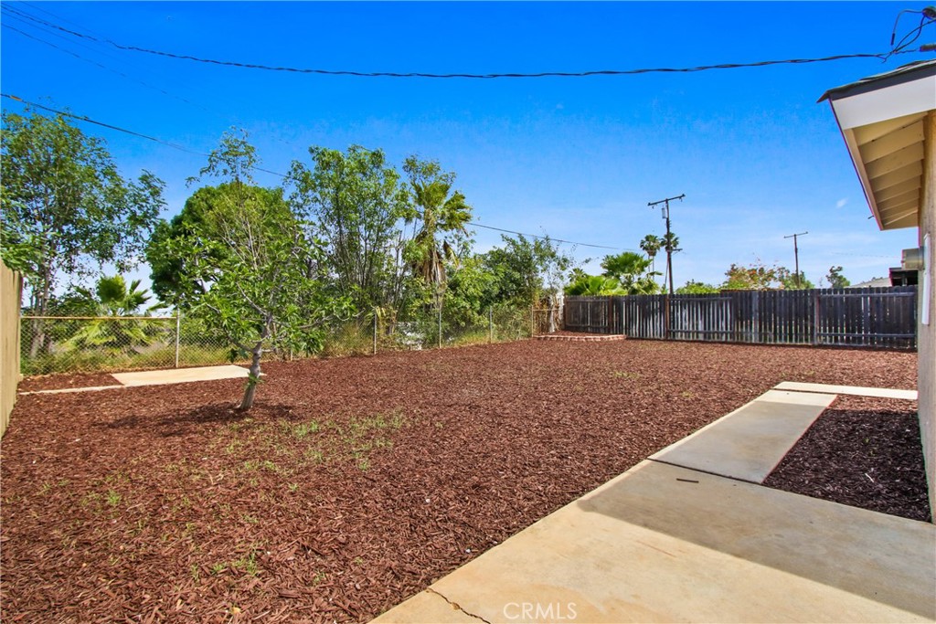 1683 Lark Lane Corona, CA 92882 - Photo 19 of 21