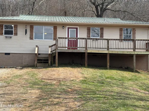$299,900 | 8634 Bud Hawkins Road, Corryton, TN 37721