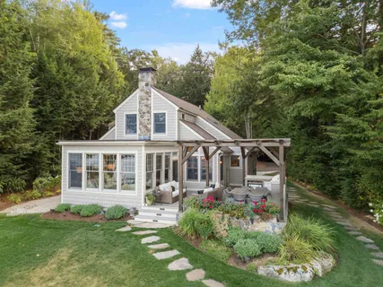 $3,000,000 | 11 Geery Lane, Moultonborough, NH 03254