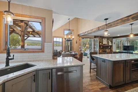 $3,000,000 | 11 Geery Lane, Moultonborough, NH 03254