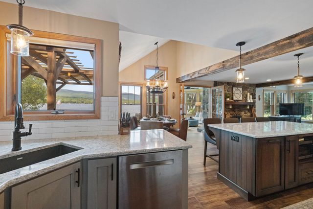 $2,750,000 | 11 Geery Lane, Moultonborough, NH 03254