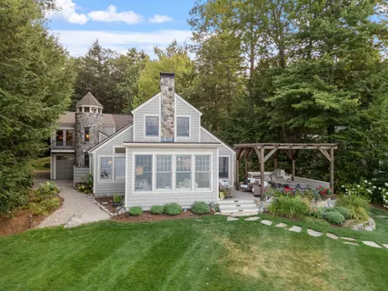 $3,000,000 | 11 Geery Lane, Moultonborough, NH 03254