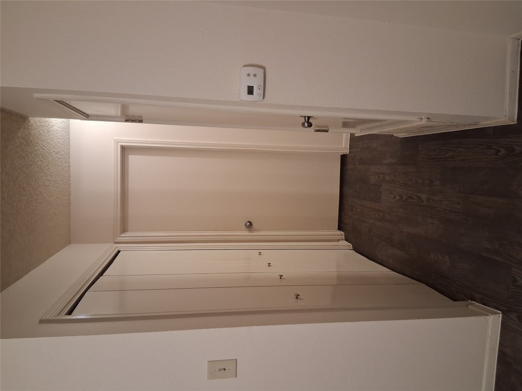 703 Rollingway Drive, Unit B Round Rock, TX 78681 - Photo 4 of 8 a view of a bathroom with a sink