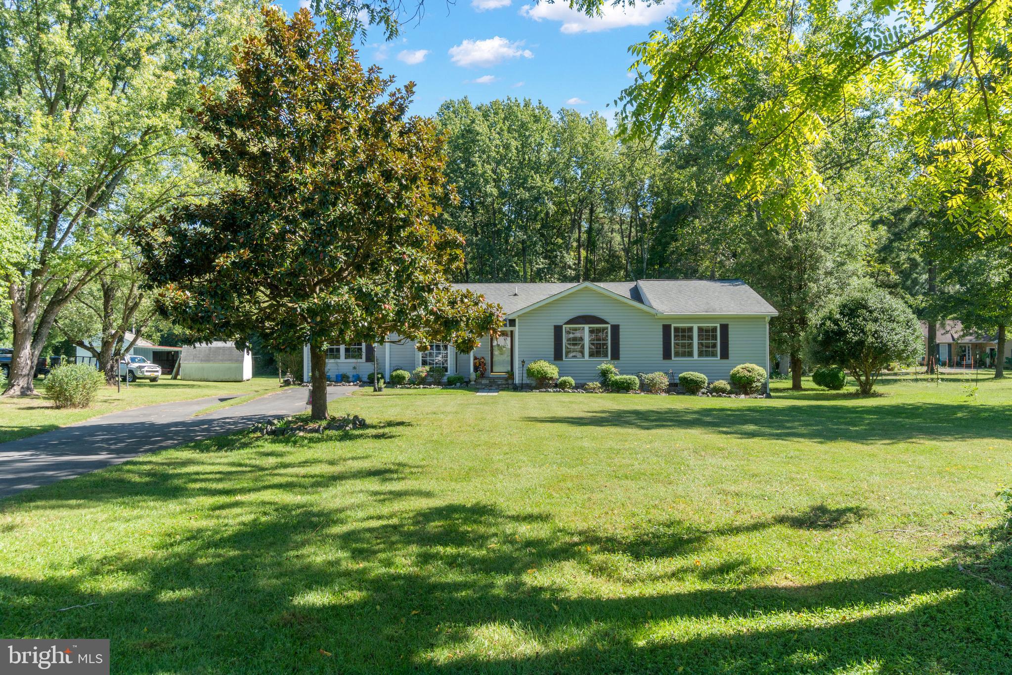 14372 Round Hill Road King George, VA 22485 - Photo 2 of 36 2 Level Acres