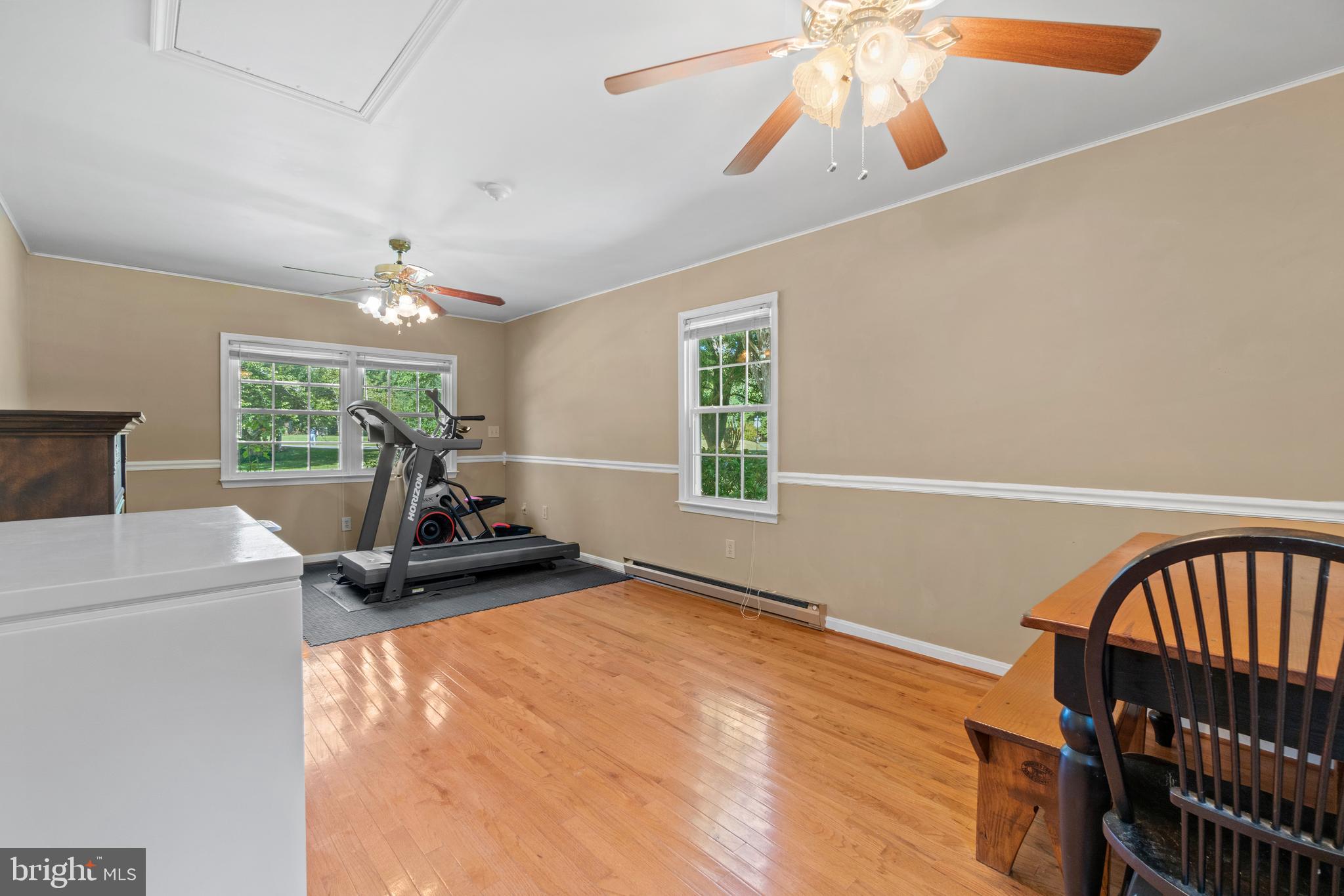 14372 Round Hill Road King George, VA 22485 - Photo 14 of 36 Large Family Room