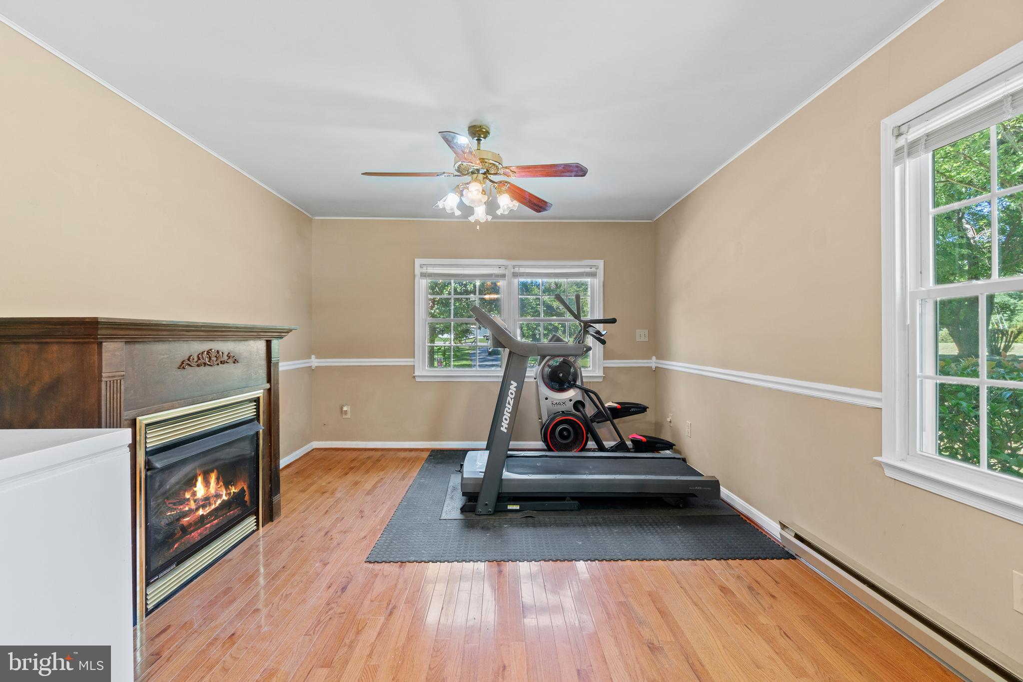 14372 Round Hill Road King George, VA 22485 - Photo 15 of 36 Family Room