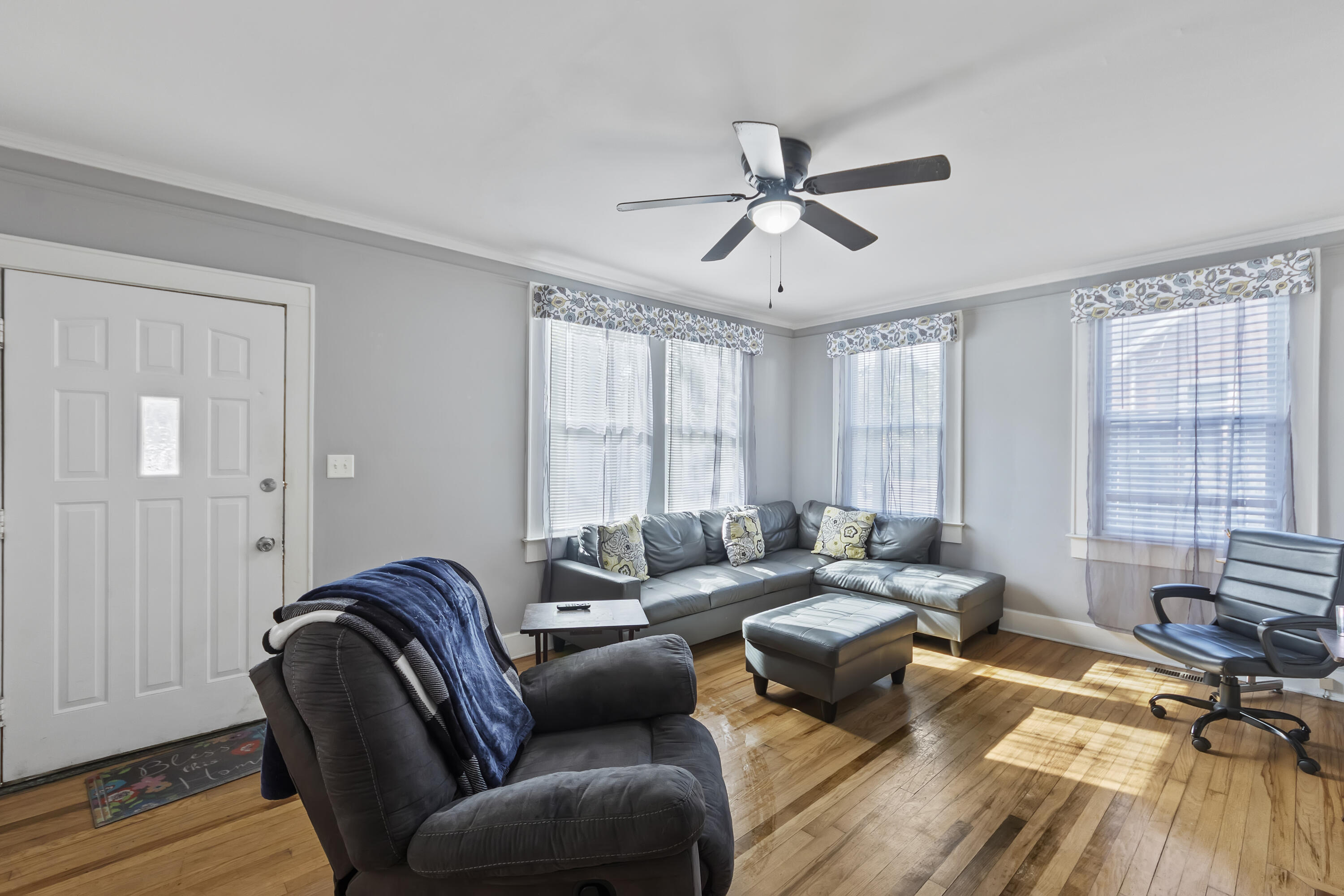 311 Warren Street Walterboro, SC 29488 - Photo 6 of 32 _01A3819