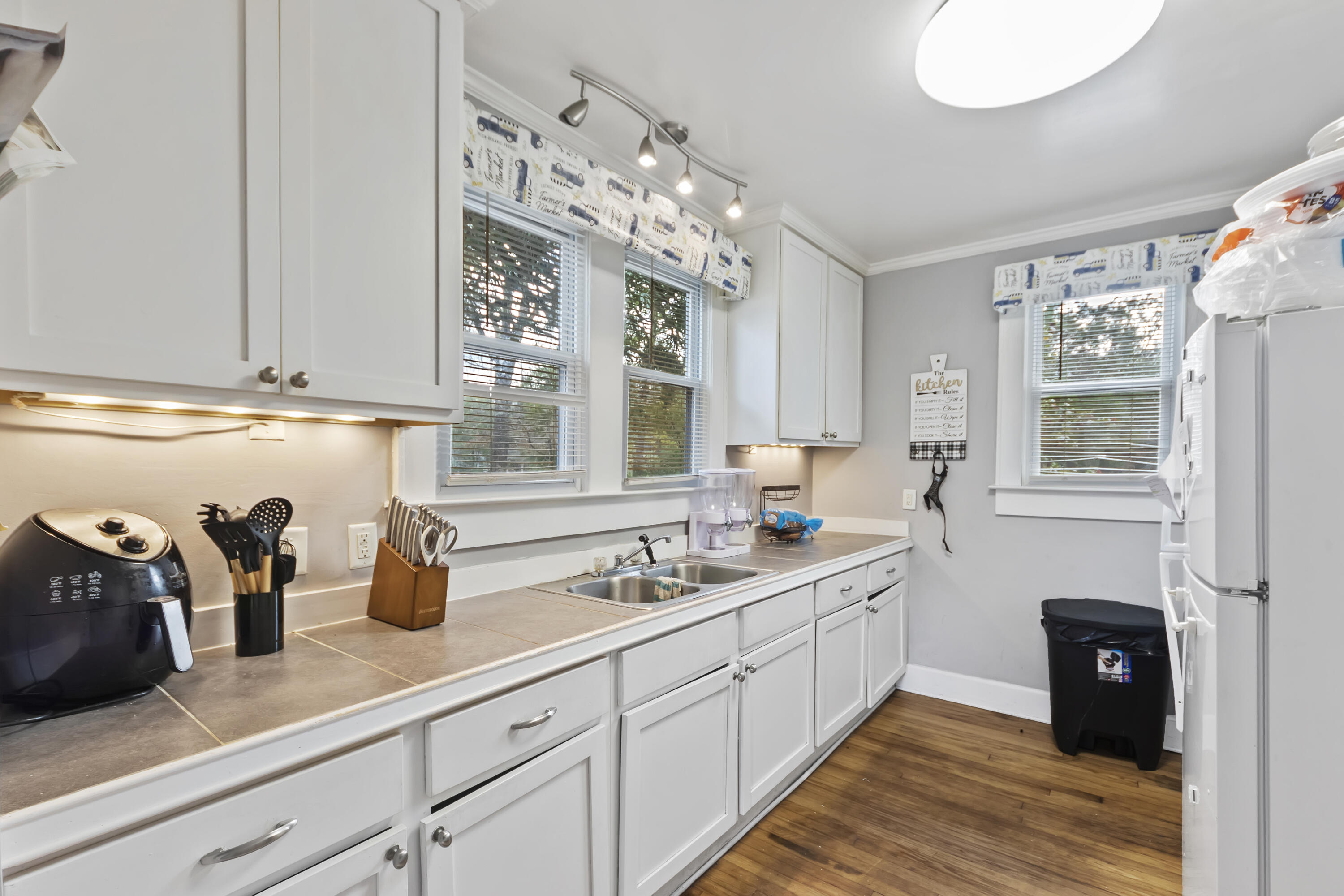 311 Warren Street Walterboro, SC 29488 - Photo 10 of 32 _01A3879