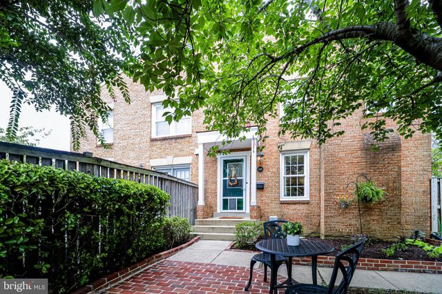 $727,000 | 1401 Portner Road, Alexandria, VA 22314