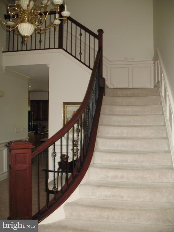 17 Deerfield Road Lancaster, PA 17603 - Photo 12 of 24 Gallery Image 12