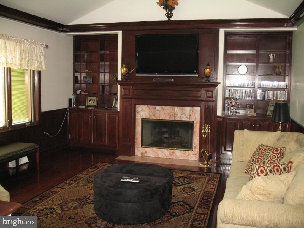 17 Deerfield Road Lancaster, PA 17603 - Photo 10 of 24 Gallery Image 10