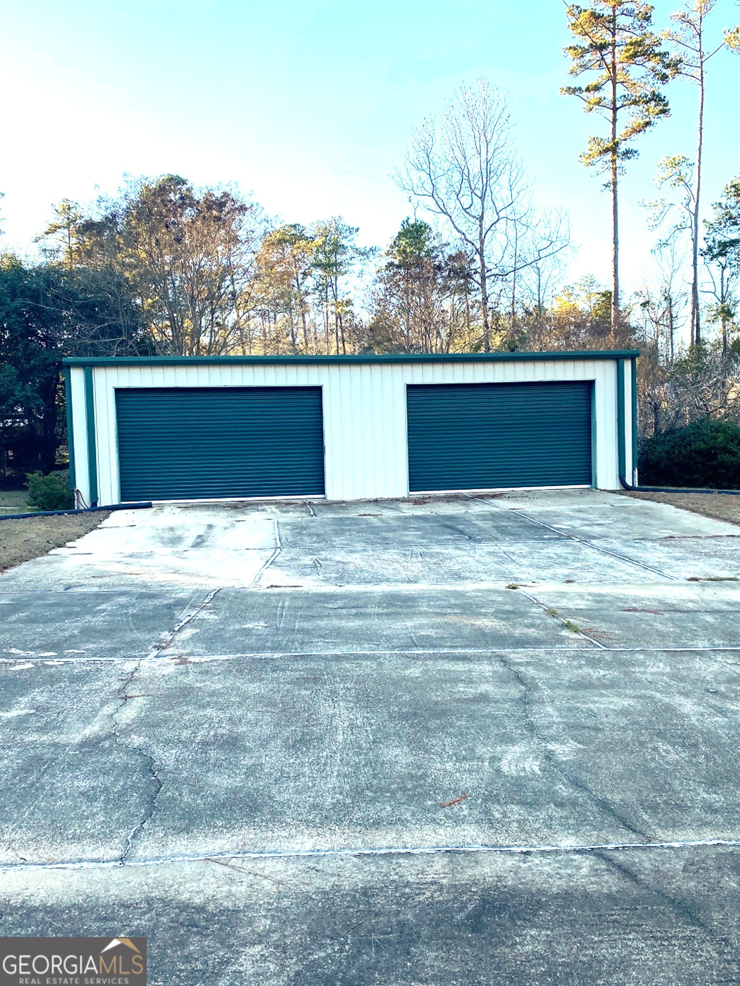 1008 Lakeshore Drive Abbeville, AL 36310 - Photo 3 of 31