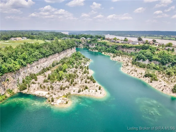 $560,000 | 2025 Villa View Court, Jeffersonville, IN 47130
