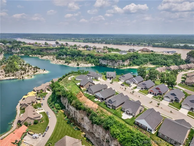 $575,000 | 2025 Villa View Court, Jeffersonville, IN 47130