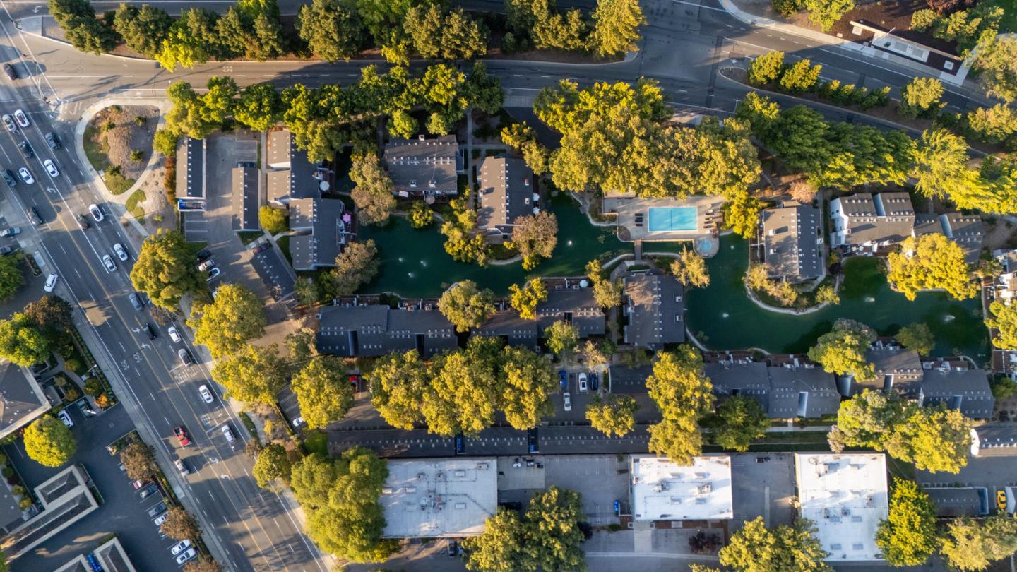 905 West Middlefield Road, Unit 974 Mountain View, CA 94043 - Photo 17 of 20