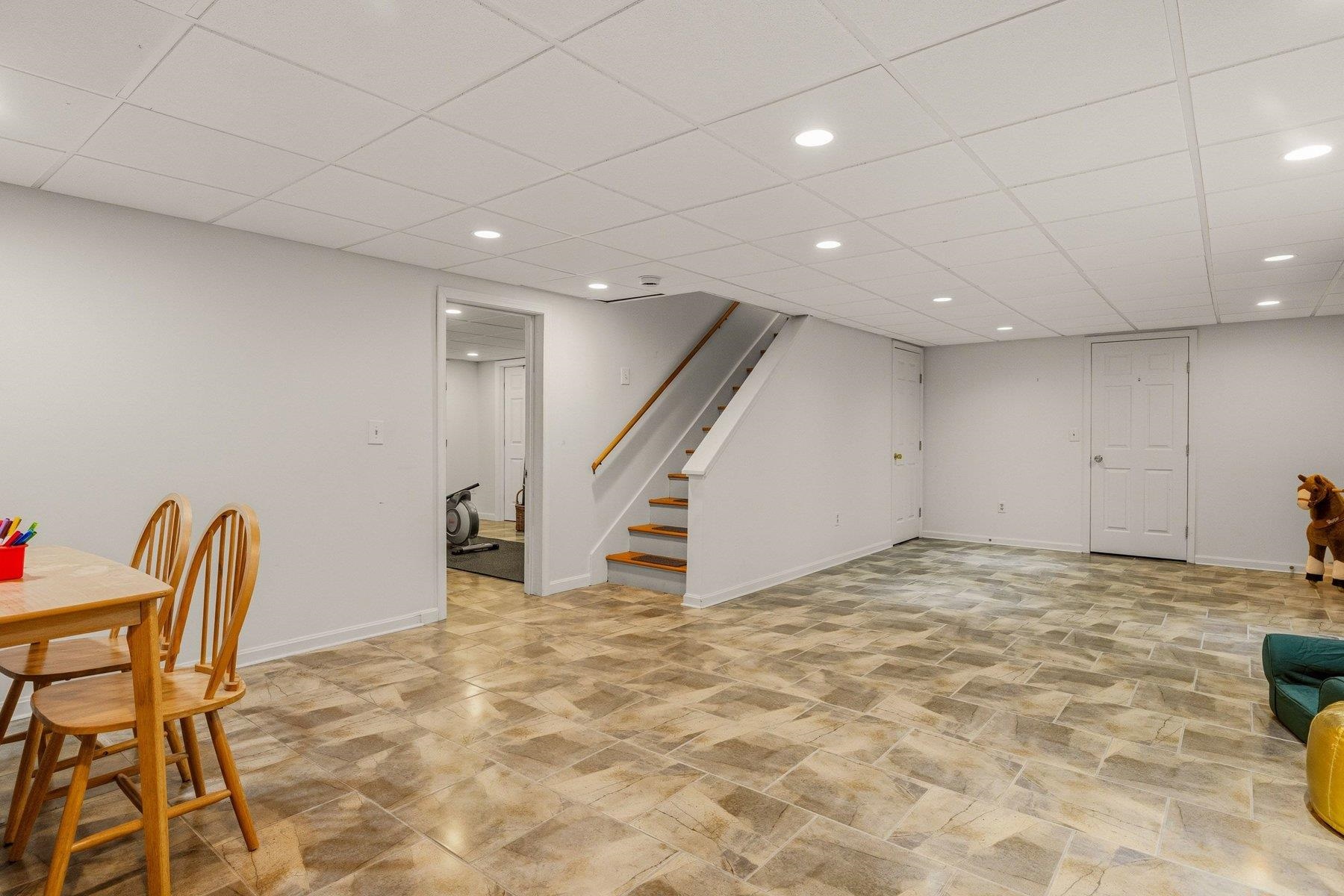 108 Tidewater Farm Road Stratham, NH 03885 - Photo 24 of 38