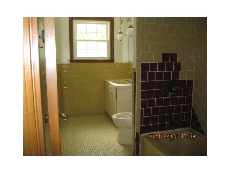 63 Brown School Road Glocester, RI 02814 - Photo 4 of 4 Bathroom.