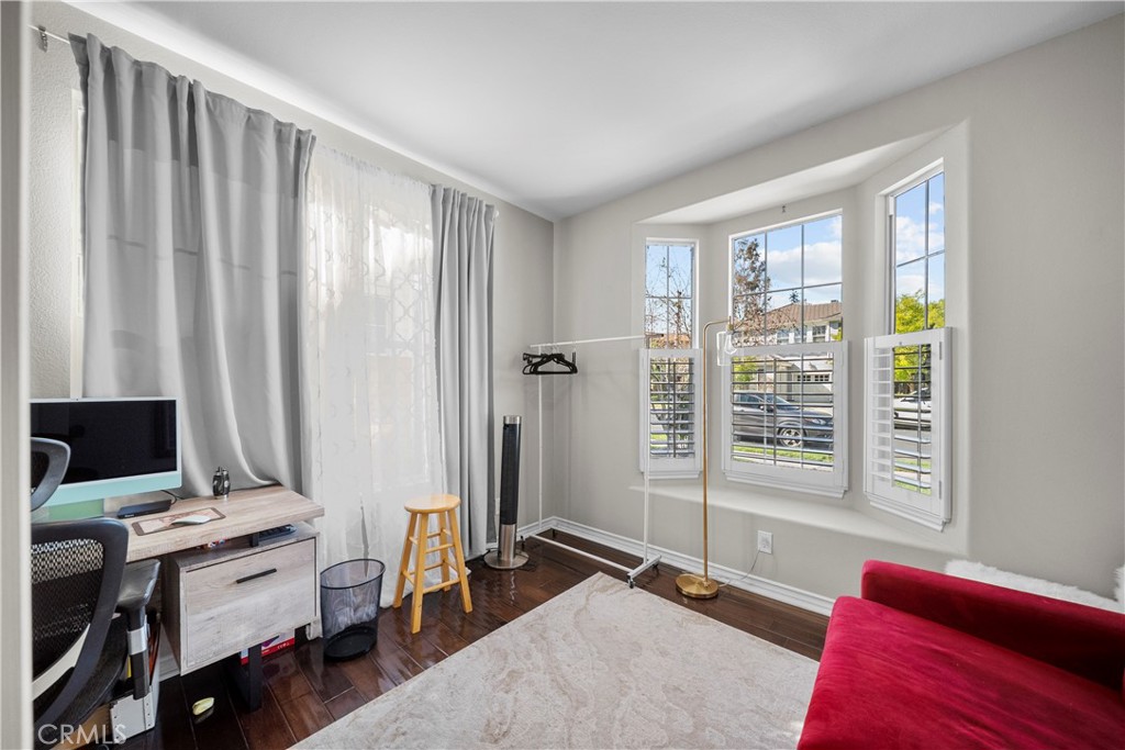 23912 Lakeside Road Valencia, CA 91355 - Photo 34 of 75