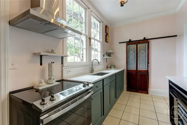 $525,000 | 123 West Park Avenue, Unit 2, Savannah, GA 31401