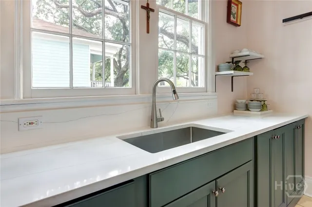 $525,000 | 123 West Park Avenue, Unit 2, Savannah, GA 31401