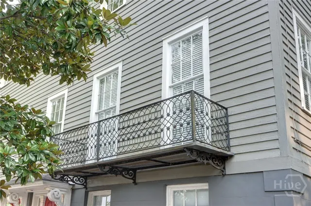 $525,000 | 123 West Park Avenue, Unit 2, Savannah, GA 31401
