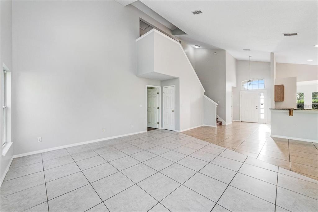 4710 Ashurst Street Kissimmee, FL 34758 - Photo 3 of 17