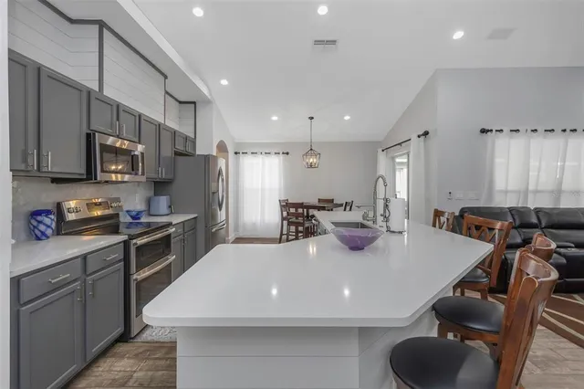 $620,000 | 18836 Maisons Drive, Lutz, FL 33558